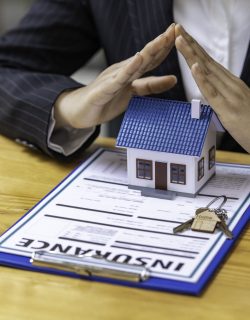 real-estate-agent-offer-house-design-and-contract-2025-02-18-20-34-09-utc (1)